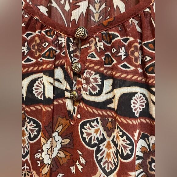 LB Printed Bubble Hem Blouse - Picture 3 of 5